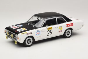 Opel Commodore A #29 J-L. Clarr / J-P. Peyroux Tour de France Automobile 1971 MCG 1:18 MCG18562R メタル