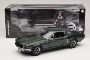 Ford Mustang GT Bullitt スティーブ・マックイーン フィギュア付き Greenlight 1:18 12885 メタル - 画像 8/8