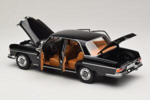 Mercedes 280 SE W108 ブラック Norev 1:18 183360 メタル - 画像 5/8
