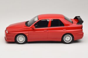 Alfa Romeo 155 GTA Stradale Alfa Red Otto 1:18 OT1132 レジン - 画像 3/6