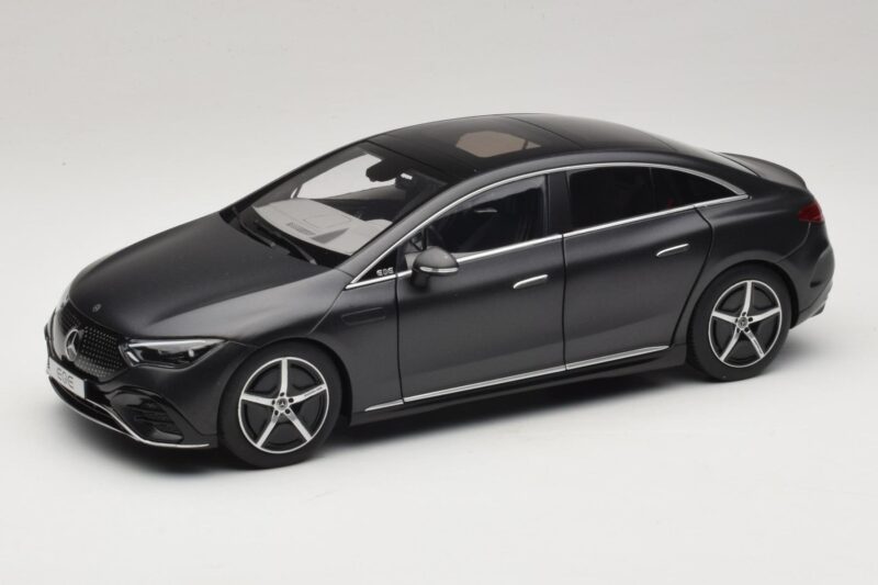 Mercedes EQE V295 Graphite Grey Magno NZG 1:18 B66961108 メタル