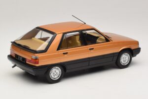 Renault 11 GTL ゴールド MCG 1:18 MCG18590 メタル - 画像 2/6