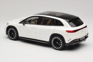 Mercedes EQS SUV X296 Manufaktur Diamond White NZG 1:18 B66960590 メタル - 画像 7/8