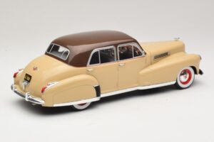 Cadillac Fleetwood Series 60 Special ベージュ MCG 1:18 MCG18656 メタル - 画像 2/6