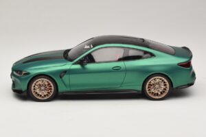 BMW M4 CS G82 Frozen Isle of Man Green GT Spirit 1:18 GT994 レジン - 画像 3/6