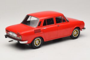 Skoda 100 レッド ゴールドホイール MCG 1:18 MCG18784 メタル - 画像 2/6
