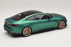 BMW M4 CS G82 Frozen Isle of Man Green GT Spirit 1:18 GT994 レジン - 画像 2/6