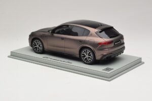 Maserati Grecale ブロンズ BBR 1:18 P18220FMAS レジン - 画像 5/7
