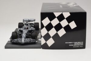 Alfa Romeo Orlen C42 V. Bottas Testing Barcelona 2022 Minichamps 1:18 117229977 レジン - 画像 6/7