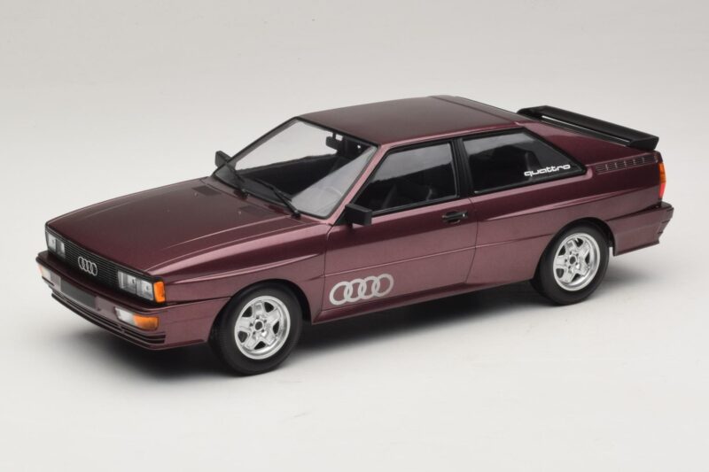 Audi Quattro Purple Metallic Minichamps 1:18 155016125 メタル