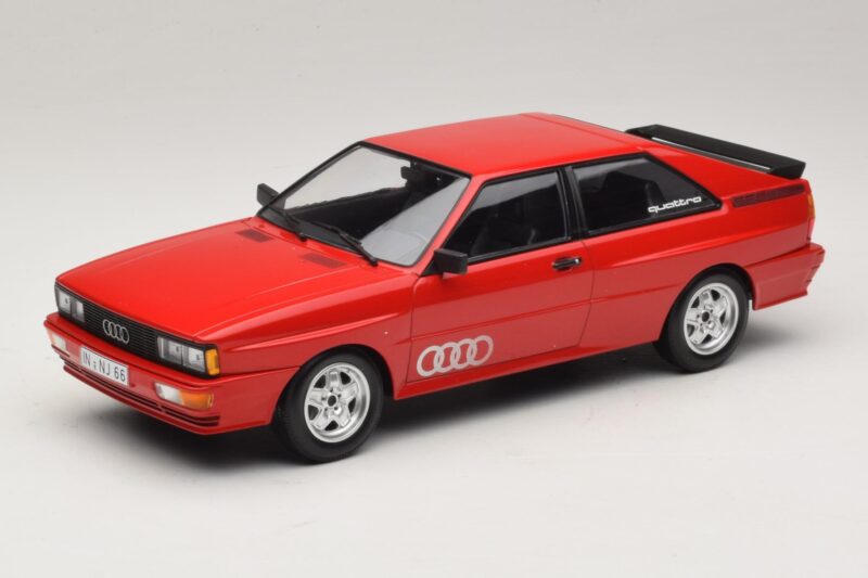 Audi Quattro レッド ディーラーエディション Minichamps 1:18 A5-5893 メタル
