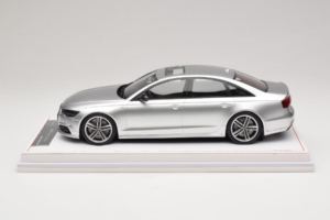 Audi S6 C7 Florett Silver Metallic IVY Merit 1:18 REMC038 レジン