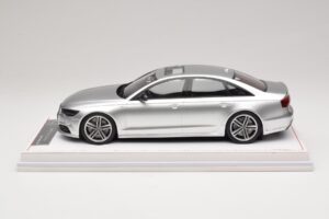 Audi S6 C7 Florett Silver Metallic IVY Merit 1:18 REMC038 レジン
