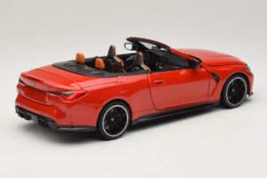 BMW M4 G83 カブリオレ Red Metallic Minichamps 1:18 110021030 メタル - 画像 3/8