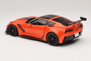 Chevrolet Corvette C7 ZR1 レッド IXO 1:18 U18RDC001-FO メタル - 画像 7/8