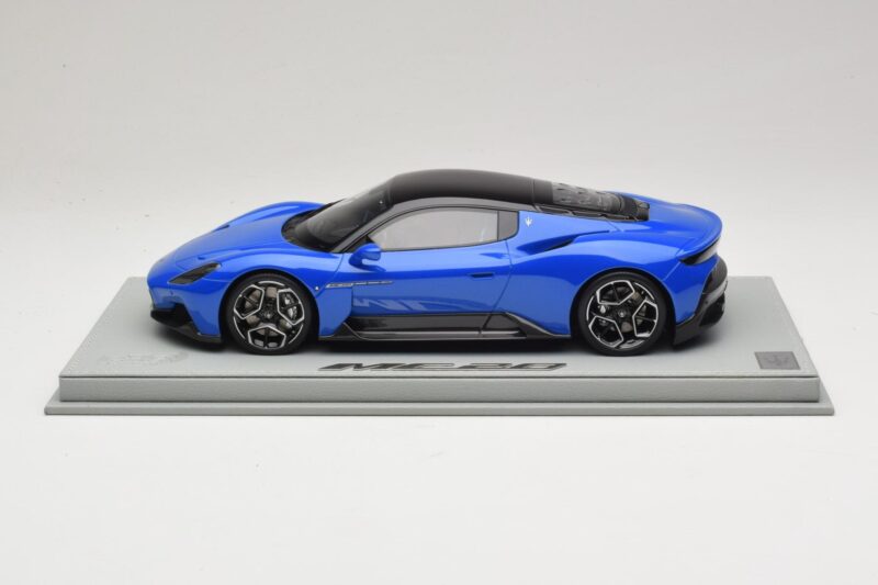 Maserati MC20 Blu Infinito BBR 1:18 P18191EMAS レジン
