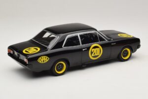 Opel Rekord C #201 Black Widow MCG 1:18 MCG18560 メタル - 画像 2/6