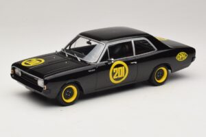 Opel Rekord C #201 Black Widow MCG 1:18 MCG18560 メタル