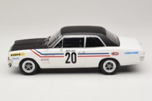 Opel Commodore A #20 H. Greder / P. Pagani Rally Monte Carlo 1971 MCG 1:18 MCG18561R メタル - 画像 3/6