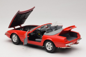 Ferrari 365 GTS/4 Spider レッド Techno Giodi 1:18 40028-P1 メタル - 画像 5/8