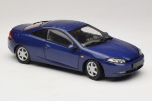 Ford Cougar ブルー Action 1:18 ACTION001 メタル - 画像 6/8