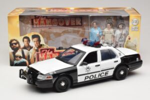 Ford Crown Victoria Police Interceptor The Hangover Movie Greenlight 1:18 12911 メタル - 画像 6/6