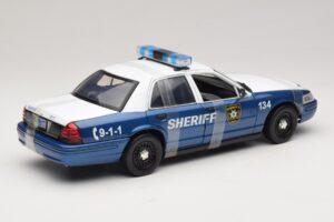 Ford Crown Victoria Police Interceptor The Walking Dead Greenlight 1:18 12957 メタル - 画像 2/6