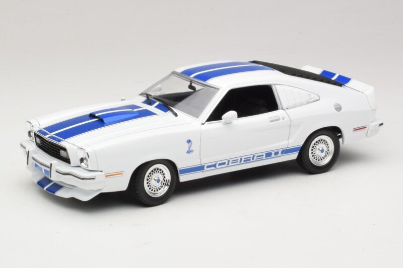 Ford Mustang II Cobra II Charlie's Angels Movie Greenlight 1:18 12880 メタル