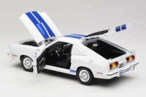 Ford Mustang II Cobra II Charlie's Angels Movie Greenlight 1:18 12880 メタル - 画像 5/8