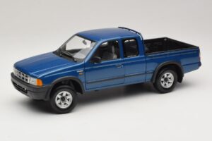 Ford Ranger Super Cab ブルー Action 1:18 ACTION002 メタル