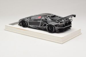Lamborghini Aventador Liberty Walk TRON ブライトブラック JUC 1:18 J32-14 レジン - 画像 5/7