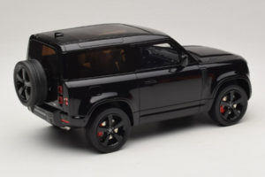 Land Rover Defender 90 L663 P400 X-Dynamic HSE Santorini Black GT Spirit 1:18 GT992 レジン - 画像 2/6