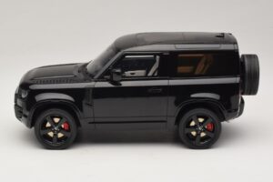 Land Rover Defender 90 L663 P400 X-Dynamic HSE Santorini Black GT Spirit 1:18 GT992 レジン - 画像 3/6