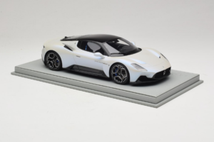 Maserati MC20 Bianco Audace BBR 1:18 P18191AMAS レジン - 画像 5/6