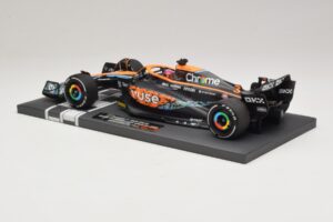 McLaren MCL36 #3 D. Ricciardo Abu Dhabi GP 2022 Minichamps 1:18 537224003 レジン - 画像 5/7