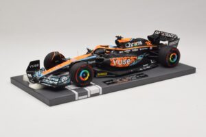 McLaren MCL36 O. Piastri Abu Dhabi Test 2022 Minichamps 1:18 537221828 レジン