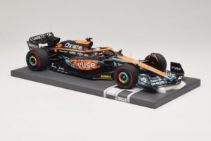 McLaren MCL36 O. Piastri Abu Dhabi Test 2022 Minichamps 1:18 537221828 レジン - 画像 4/7