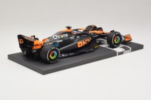 McLaren MCL60 #81 O. Piastri Japanese GP 2023 Minichamps 1:18 537233581 レジン - 画像 2/7