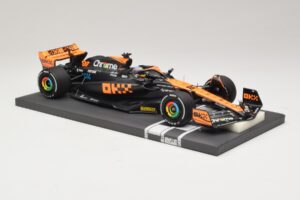 McLaren MCL60 #81 O. Piastri Japanese GP 2023 Minichamps 1:18 537233581 レジン - 画像 4/7