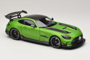 Mercedes AMG GT Black Series C190 Matt Green Metallic Minichamps 1:18 110032022 メタル - 画像 6/8