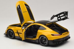 Mercedes AMG GT Black Series C190 Solarbeam Yellow Metallic Minichamps 1:18 110032021 メタル - 画像 5/8