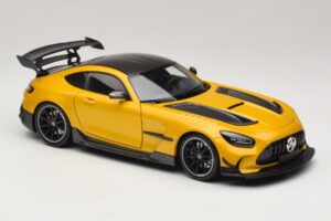 Mercedes AMG GT Black Series C190 Solarbeam Yellow Metallic Minichamps 1:18 110032021 メタル - 画像 6/8