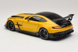 Mercedes AMG GT Black Series C190 Solarbeam Yellow Metallic Minichamps 1:18 110032021 メタル - 画像 7/8
