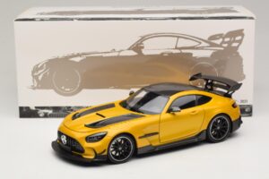 Mercedes AMG GT Black Series C190 Solarbeam Yellow Metallic Minichamps 1:18 110032021 メタル - 画像 8/8