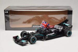 Mercedes AMG Petronas W12 E Performance L. Hamilton Winner British GP 2021 Minichamps 1:18 110211144 レジン - 画像 7/7