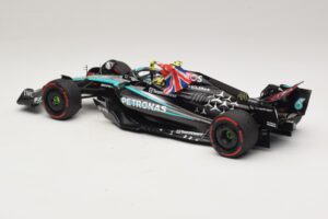 Mercedes AMG Petronas W15 E Performance L. Hamilton Winner British GP 2024 Minichamps 1:18 110241244 レジン - 画像 5/7
