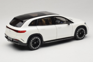 Mercedes EQS SUV X296 Manufaktur Diamond White NZG 1:18 B66960590 メタル - 画像 3/8