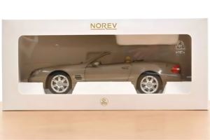 Mercedes SL500 R230 Travertine Beige Norev 1:18 183843 メタル - 画像 2/2
