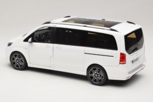 Mercedes V-Class W447 AMG Line ホワイト Norev 1:18 183876 メタル - 画像 7/8
