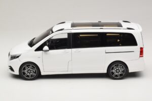 Mercedes V-Class W447 AMG Line ホワイト Norev 1:18 183876 メタル - 画像 5/8